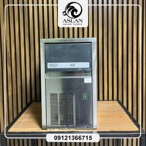 یخساز 20 کیلویی برما سالICE MAKER BREMA 20 KG 2022 (کارکرده)